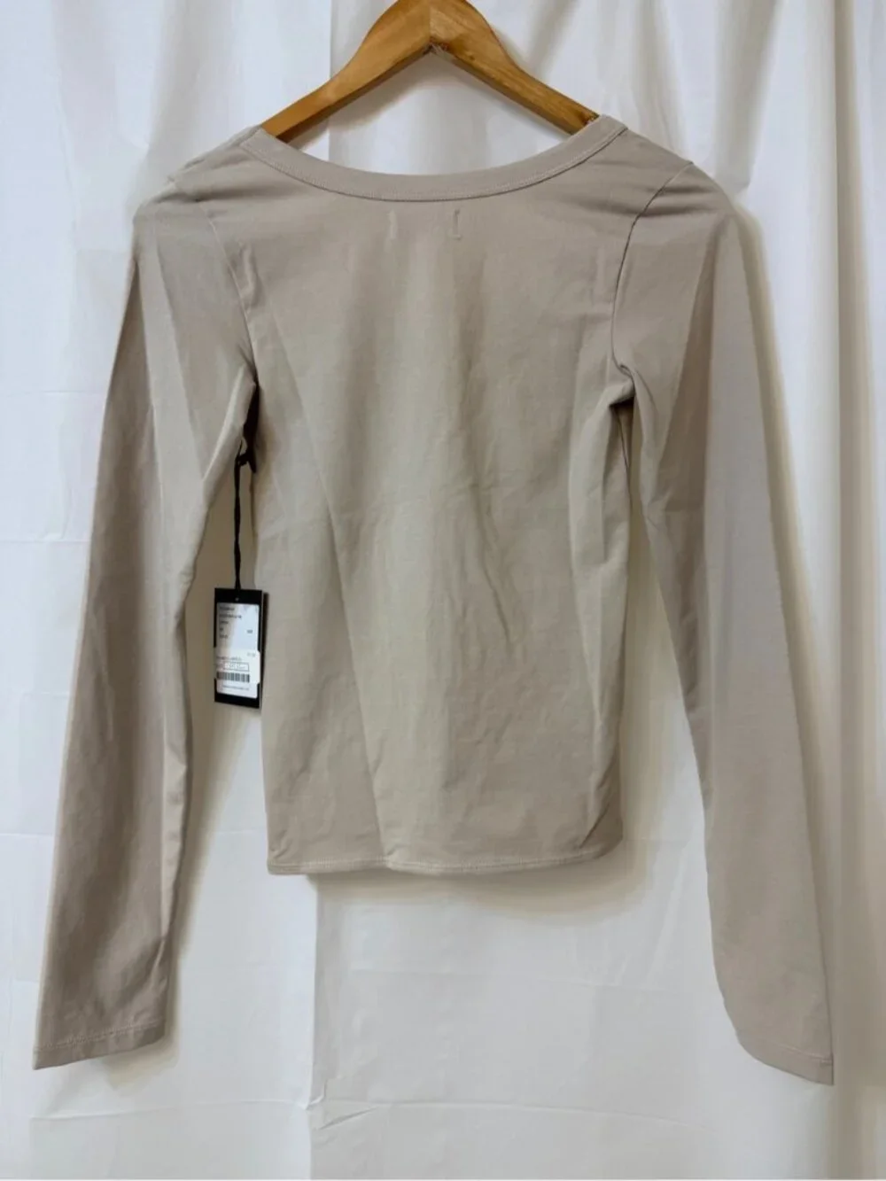 Brunette The Label Scoop Neck Long Sleeve Tee Oyster M/L